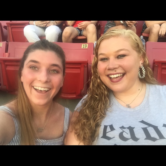 Meet your Posher, Eryl - Picture 4 of 4